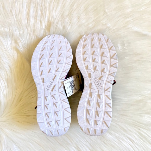 Adidas Quesa Running Sneakers - Picture 4 of 8